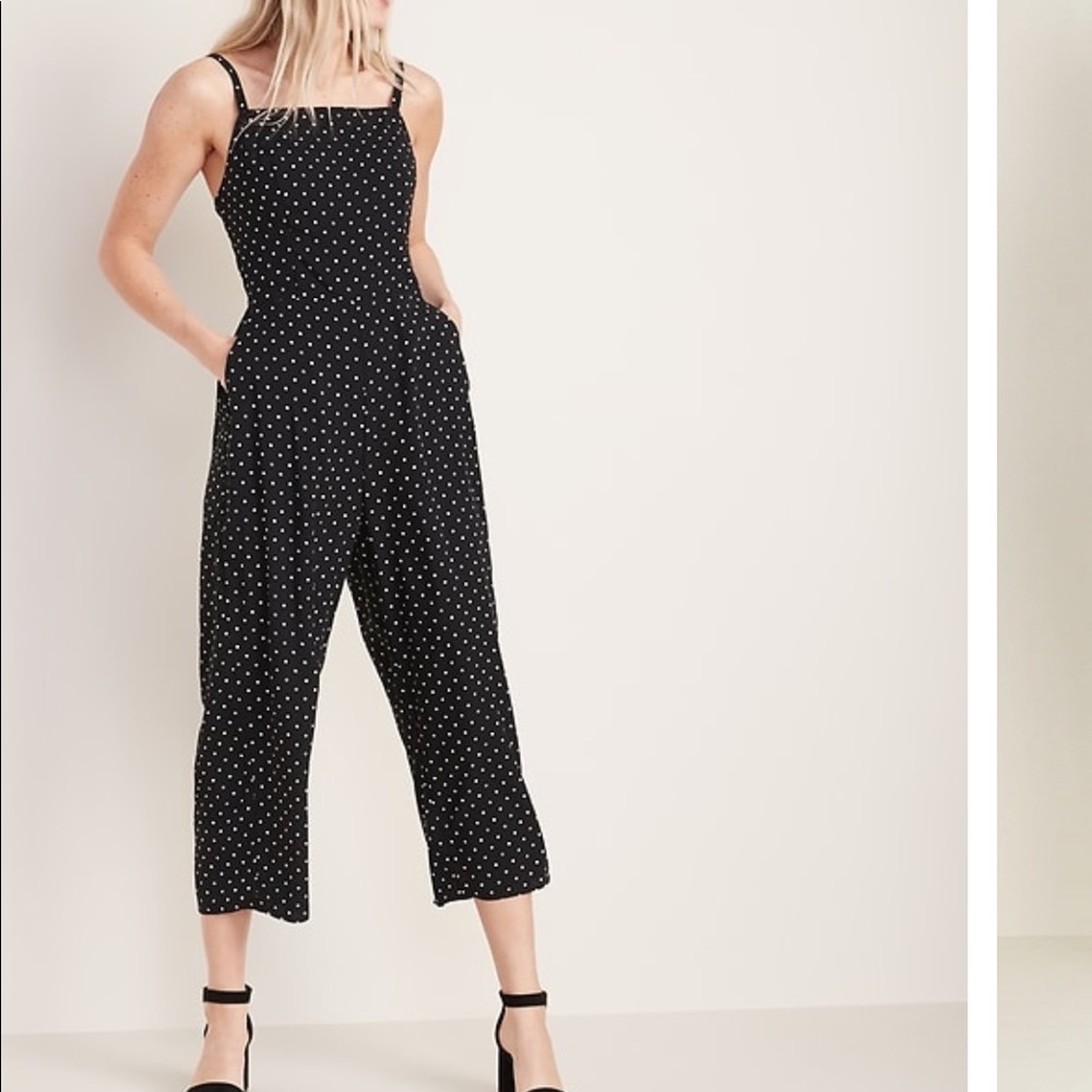 Old Navy Jumpsuit sz Large🌞